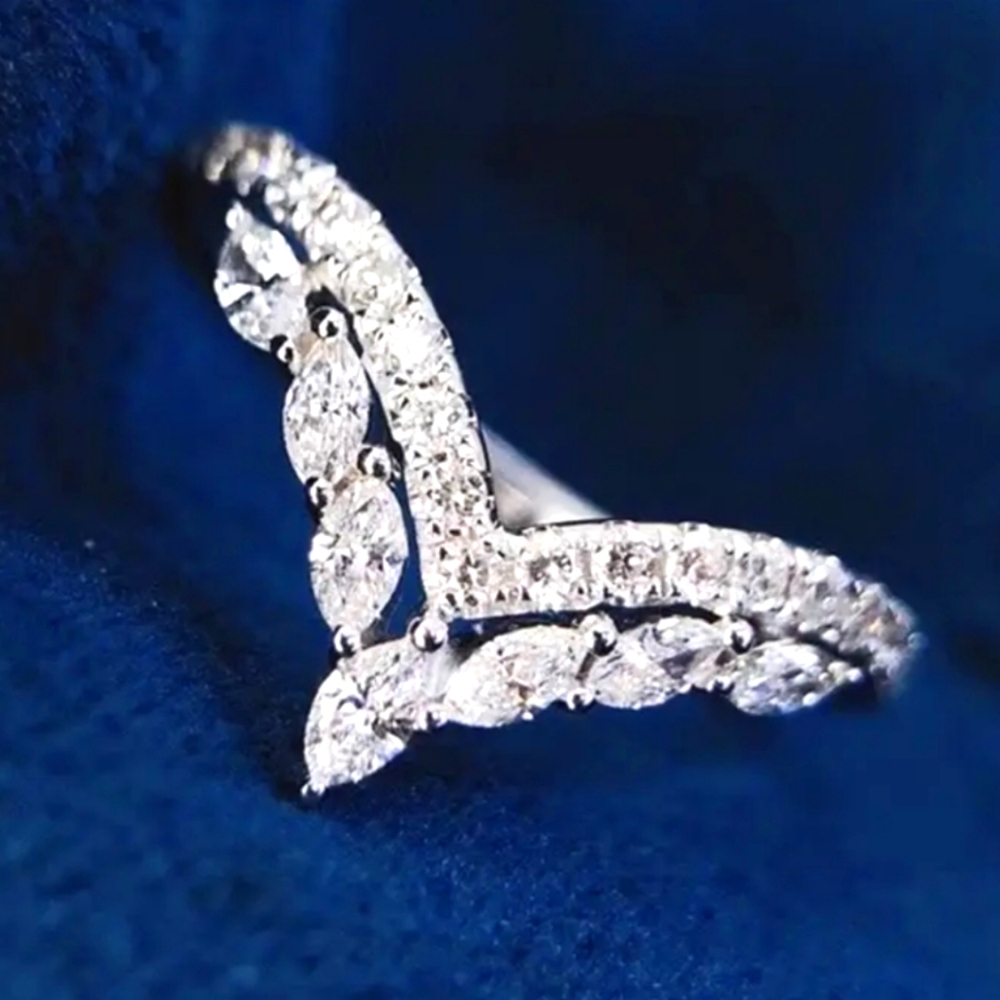 All💎2/$25 Silver Plated V Shaped Marquise Zircon Ring ☆》NWT《☆